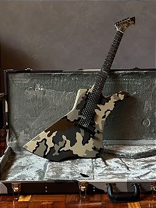 GUITARRA ESP LTD SNAKEBYTE CAMO - KUIU CAMO SATIN