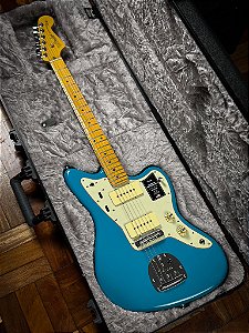 Guitarra Fender Jazzmaster American Professional II Miami Blue/Case