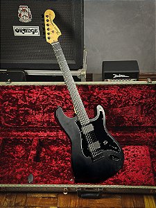 Guitarra Stratocaster Jim Root Ebony - Fender - USADA