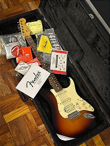 Guitarra Fender AmericanStandard Stratocaster HSS 2014 USADA