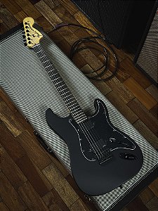 Guitarra Stratocaster Jim Root Ebony - Fender