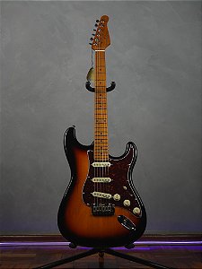Guitarra Benson Hardy 901 M 3TS /TT Strato Sunburst - Bag
