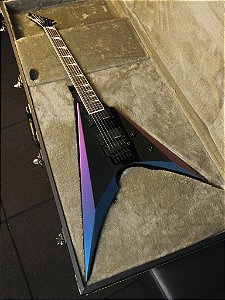 Guitarra ESP Original Series Arrow - Black Andromeda - Semi-Nova