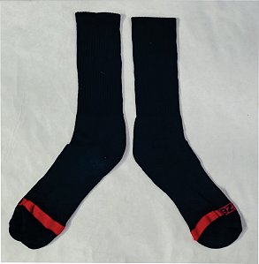 MEIA CANO ALTO PRETA LISA