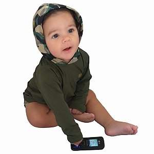 Camiseta com Capuz Proteção UV - Várias Cores