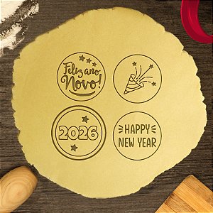 Kit 4 Cortadores Comemoração Ano Novo Festa