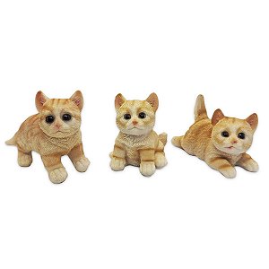 Enfeite Trio de Gatinhos Laranjas Detalhados em Resina 7 cm