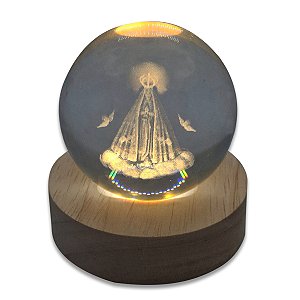 Bola de Cristal Luminária Nossa Senhora Base de Madeira 8 cm