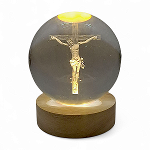 Bola de Cristal Luminárial Jesus Cristo e Base Madeira 8 cm