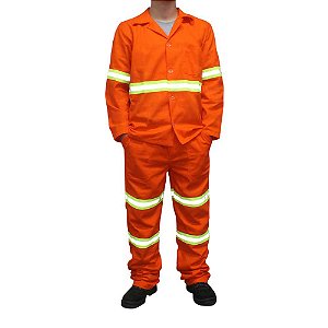 Uniforme para rodovia com faixa refletiva