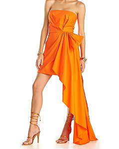 VESTIDO CURTO COM CALDA LATERAL