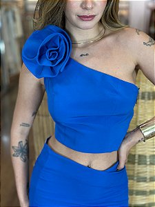 TOP UM OMBRO SO FLOR