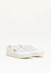 TENIS CASUAL COURO METAL TRIANGULO