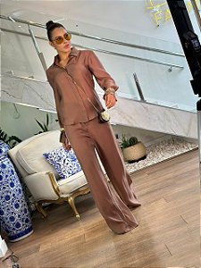 CALÇA ORGANZA COM SHORT RENDA