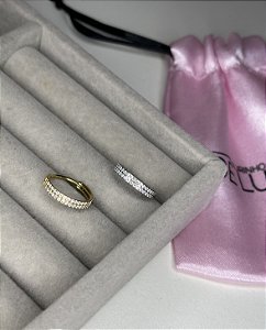 Argola segmentada dupla c/ micro zircônia titânio