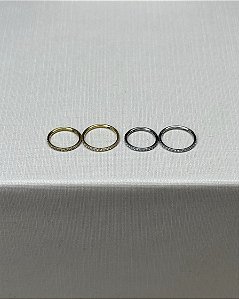 Argola cravejada nariz ultra fina 0.8