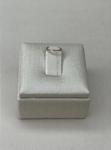 Argola cravejada nariz ultra fina 0.8