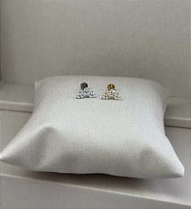 Cluster 3 Flores delina titânio