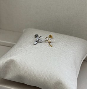 Labret lótus com pingente titânio