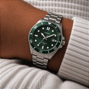 Relógio Casio Analógico Prata/Verde MTD-125D-3AVDF