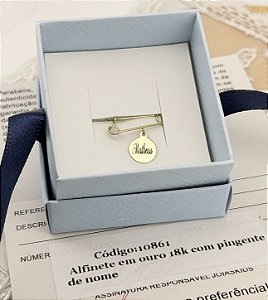Alfinete em ouro 18k com pingente de nome