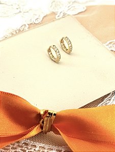 Argola de Trava em Ouro 18k com Zircônia