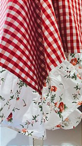 Toalha de mesa xadrez com babados floral