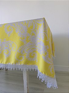 Toalha de mesa com renda