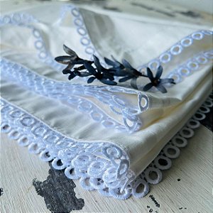 caminho de mesa linho branco