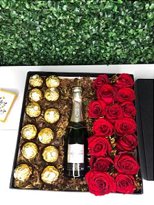 Box Luxo - Rosas - Chandon - Ferrero Rocher