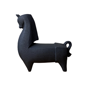 Escultura cavalo em resina preto G