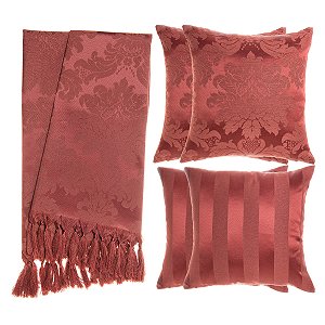 Kit Manta e Capas de Almofada em Tecido Jacquard Tradicional Vinho Marsala