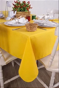 Toalha de Mesa Retangular em Oxford Amarelo Ouro
