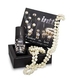Kit Pérolas in Love