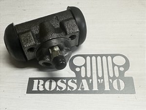 Cilindro de freio roda traseira esquerda F75