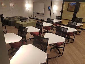 Mesa Modular  / Treinamentos CONNECT