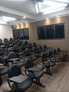 Longarina Universitária Executiva  com Prancheta Escamoteável