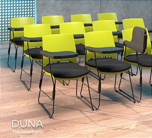 Cadeira Duna treinamento com prancheta rebatível