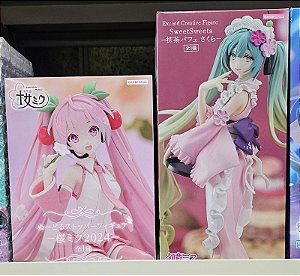 Set 2 Figures Hatsune Miku