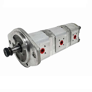 BOMBA TRIPLA COLHETADEIRA NEW HOLLAND TC5090