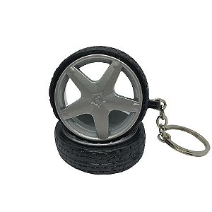 Chaveiro de Roda Miniatura Axxis com Pneu de Borracha