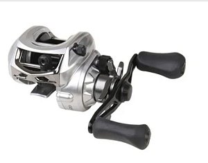 CARRETILHA PESCA SAINT PLUS TRITON 11000 DRAG: 5KG REC 7.0:1 ESQUERDA