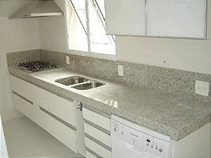 BANCADA PIA COZINHA GRANITO BRANCO ITAUNAS