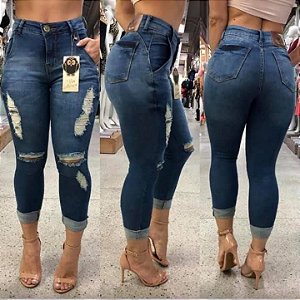 Calça Capri Destroyed