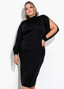 Vestido Preto Com Recortes Vazados Plus Size