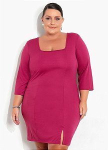 Vestido Fúcsia Com Decote Quadrado Plus Size