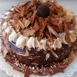 Torta Mousse de Chocolate com Baba de Moça