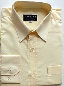 Camisa amarela, manga longa em tecido passa fácil, padrão exportação, cod 214
