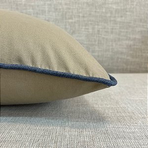 Capa Para Almofada Cáqui Com Vivo Azul