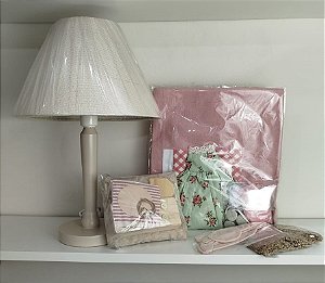 [KIT] Conjunto Abajour + capa + boneca + ovelha.